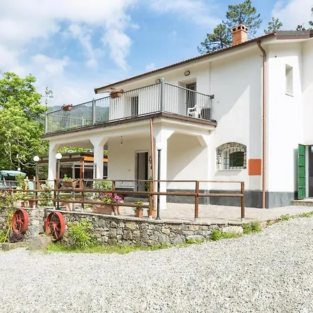 Emily Holiday home